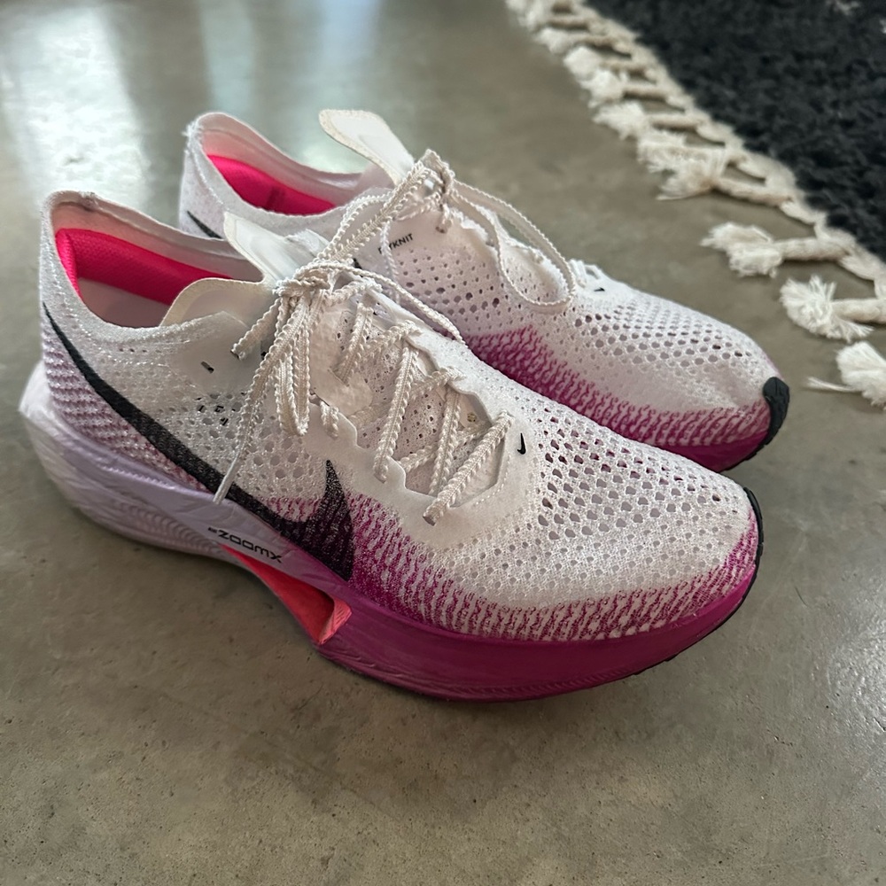Nike Zoom X Vaporfly 3 Women's White and Magenta Athletic Shoe
